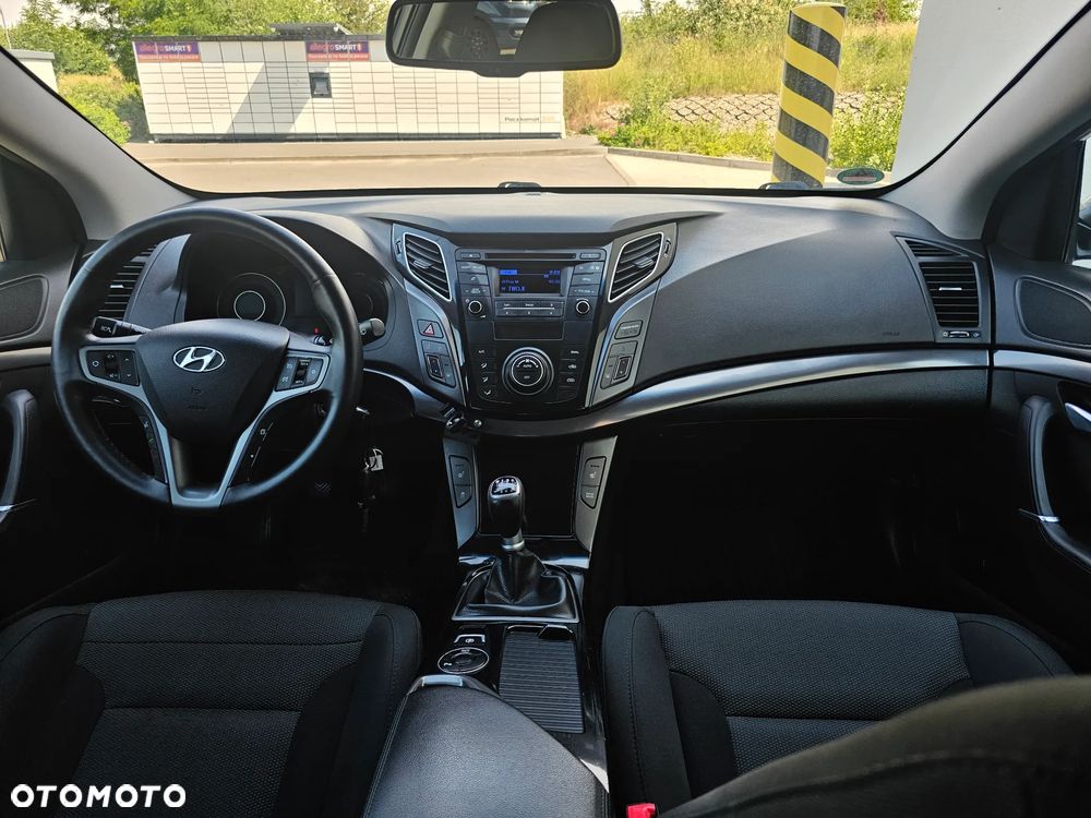 Hyundai i40 Kombi 1.7 CRDi Premium - 18