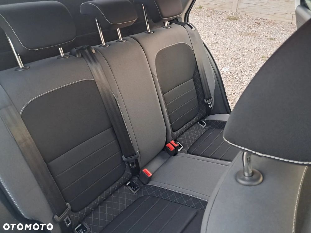 Skoda Fabia - 5