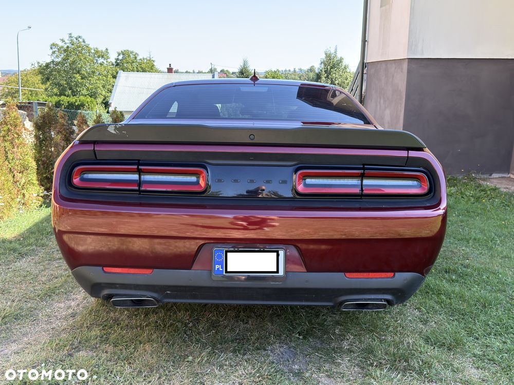 Dodge Challenger 5.7 R/T - 2