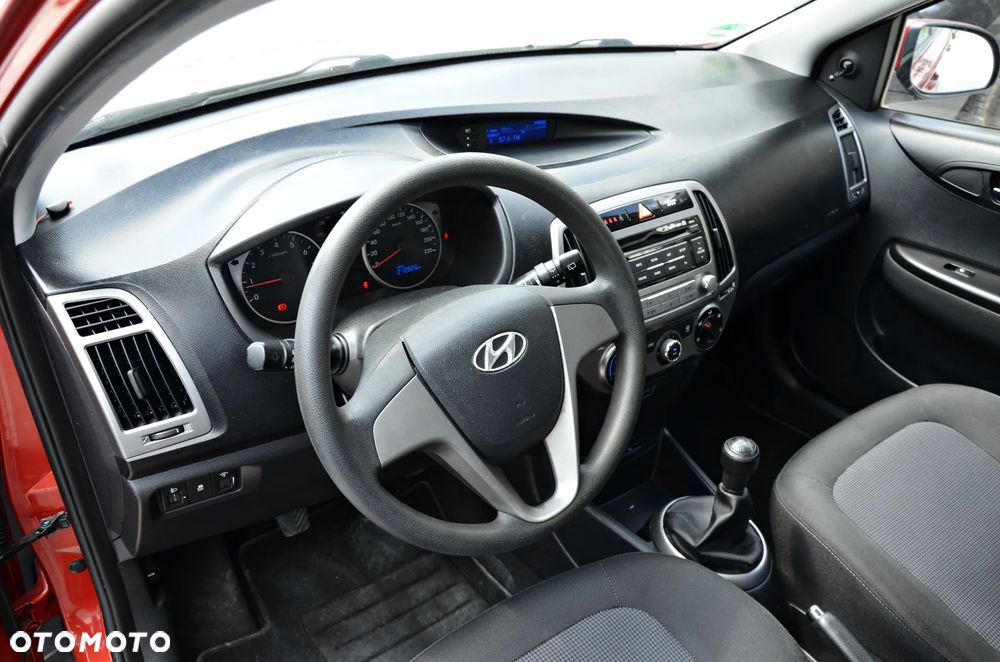 Hyundai i20 1.2 Trend - 29