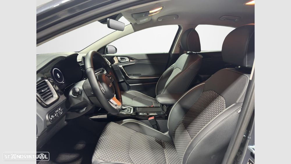 Kia XCeed - 7