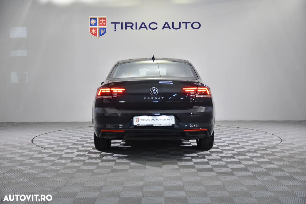 Volkswagen Passat - 5