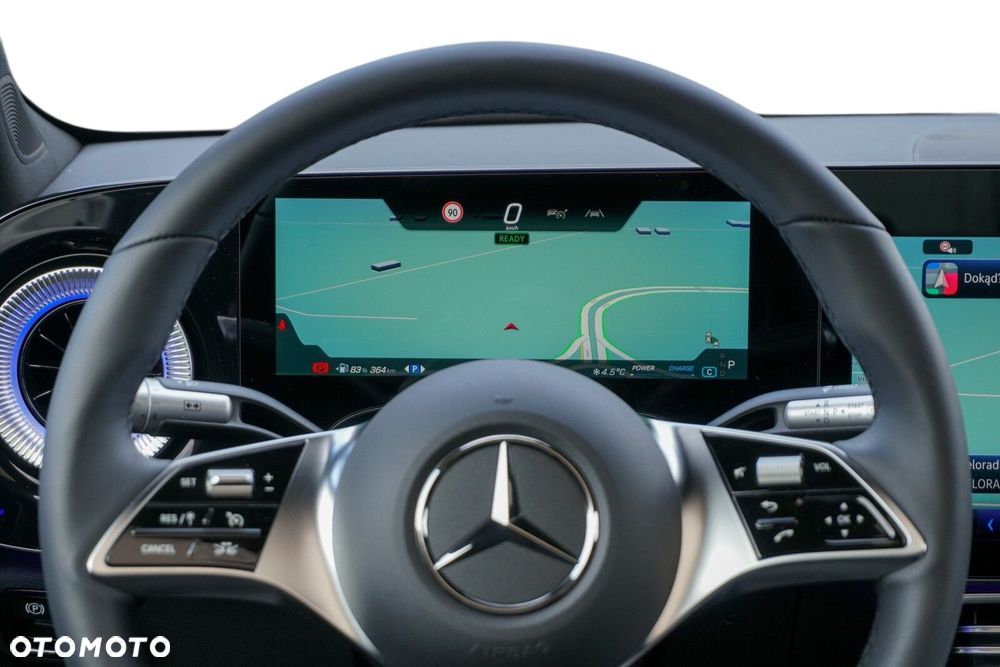 Mercedes-Benz CLA - 8