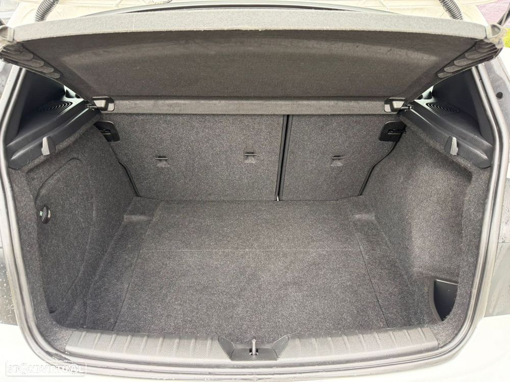 BMW 116 d Pack M - 13