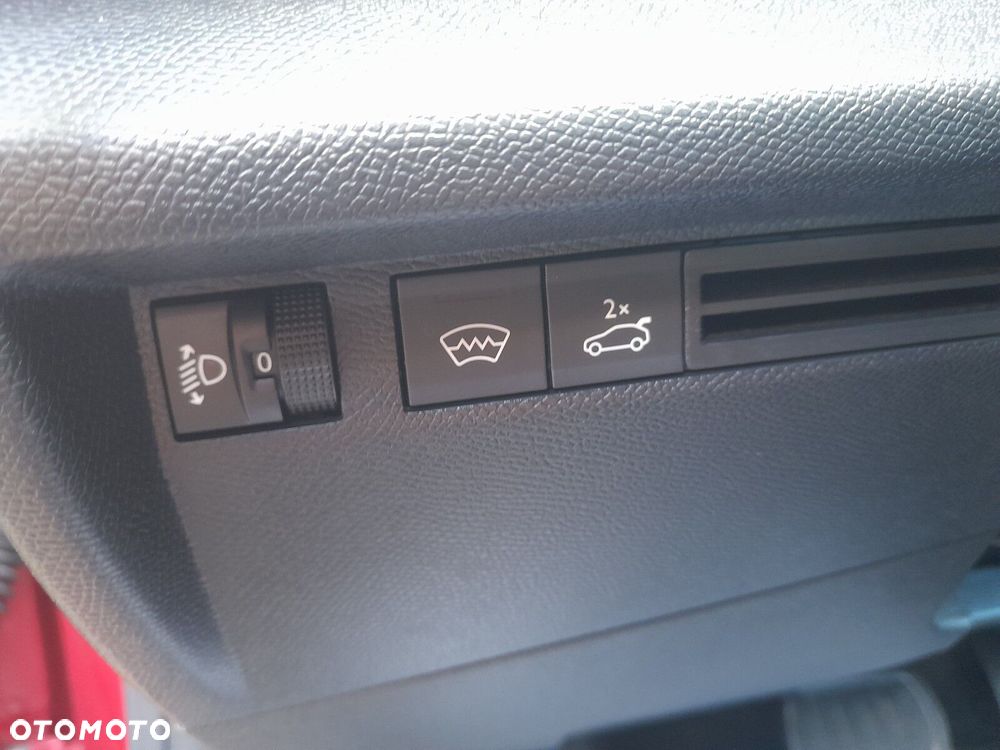 Citroën C4X 1.2 PureTech Plus S&S EAT8 - 14