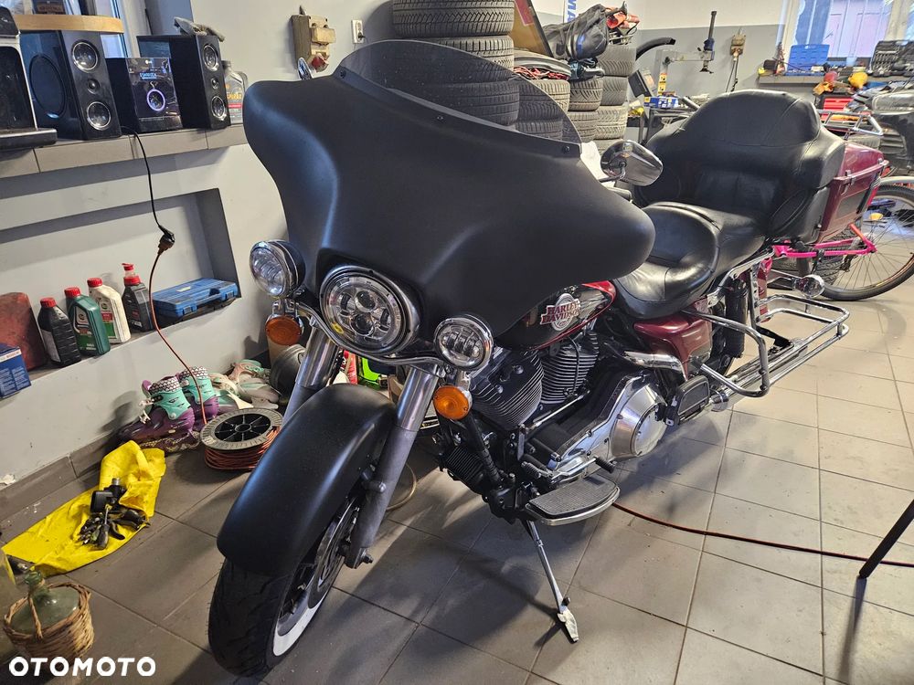 Harley-Davidson FLHT Electra Glide