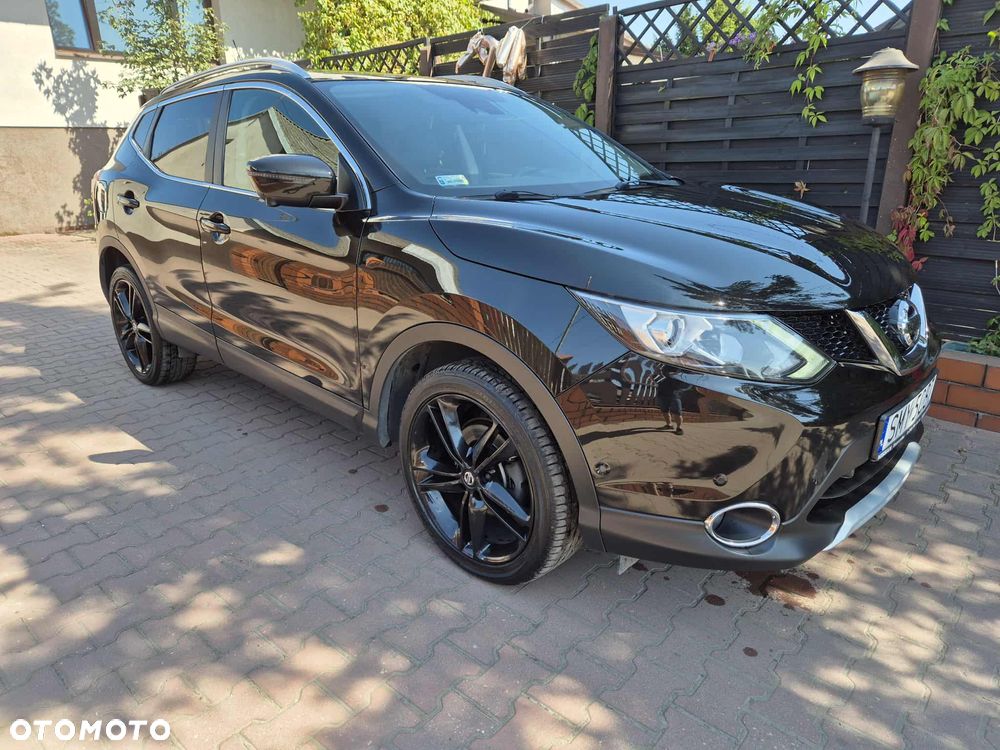 Nissan Qashqai 1.6 DCi Black Edition EU6 - 1