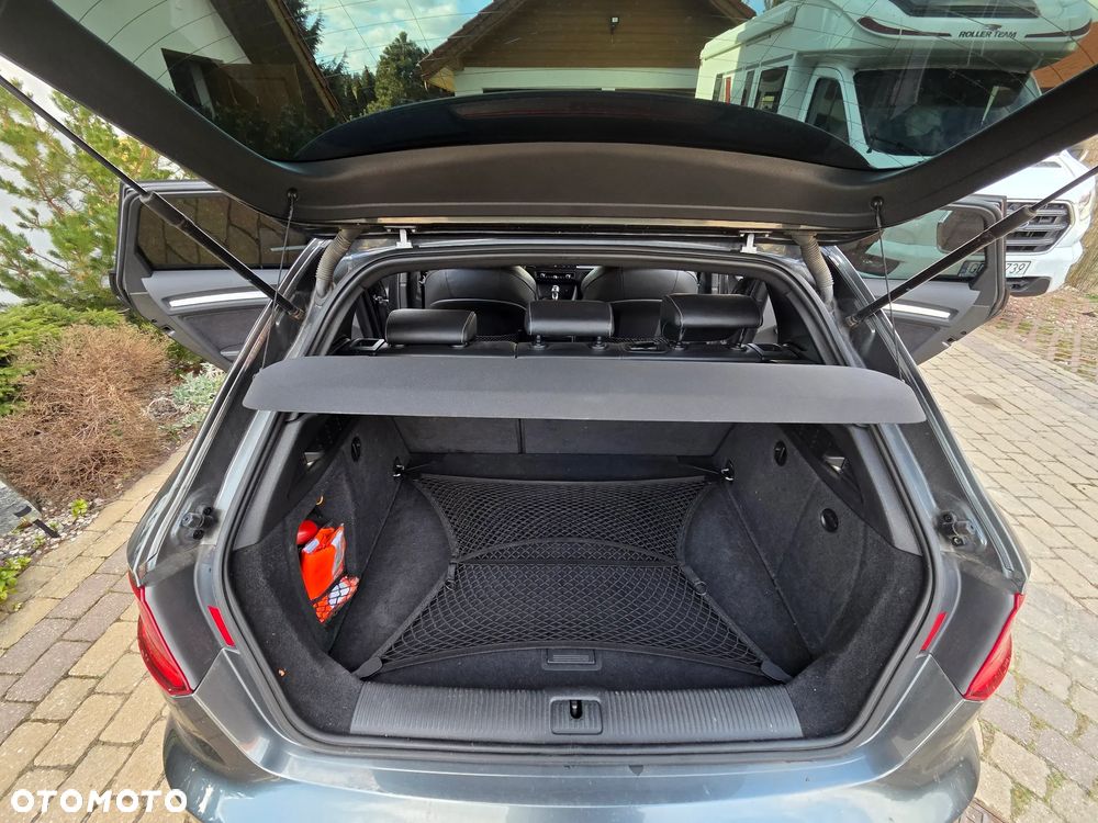 Audi A3 Sportback 2.0 TDI Ambition S tronic - 11