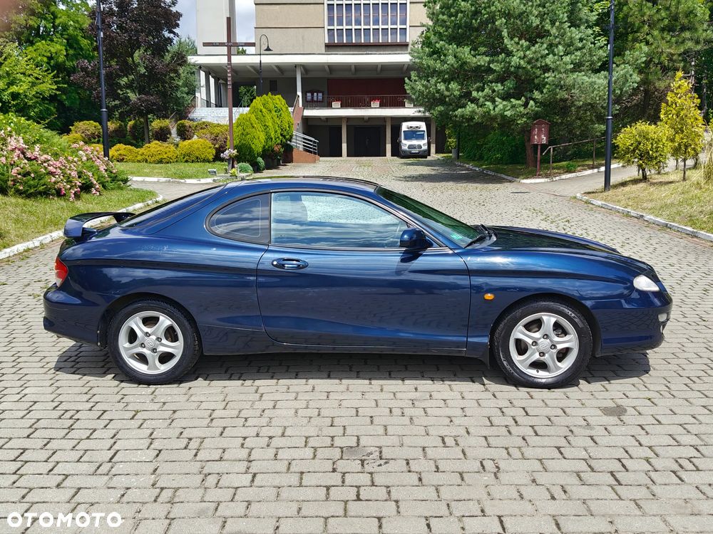 Hyundai Coupe - 9