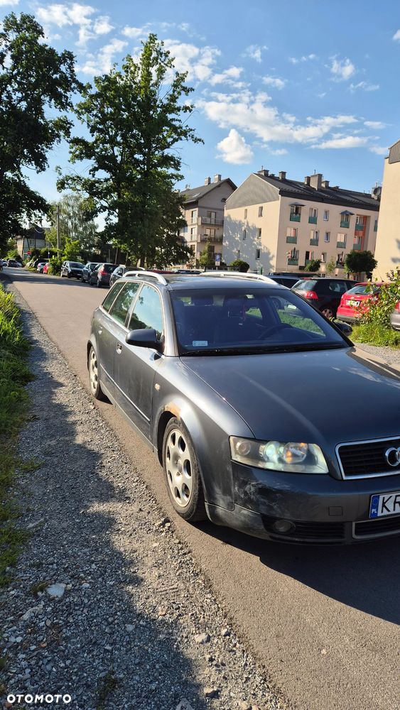 Audi A4 Avant 1.8T Quattro - 4