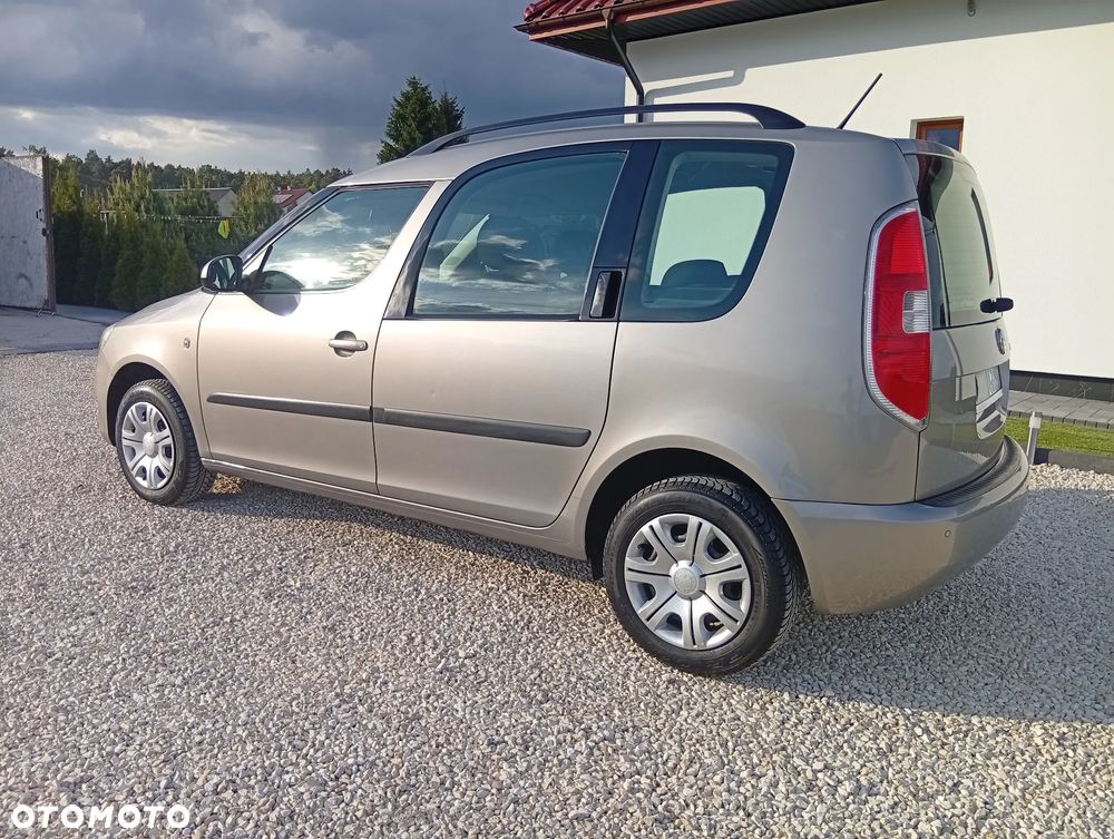 Skoda Roomster 1.4 16V Comfort - 6