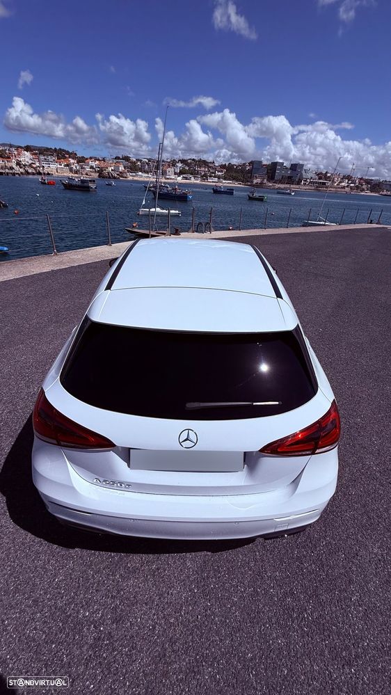 Mercedes-Benz A 250 e AMG Line - 9