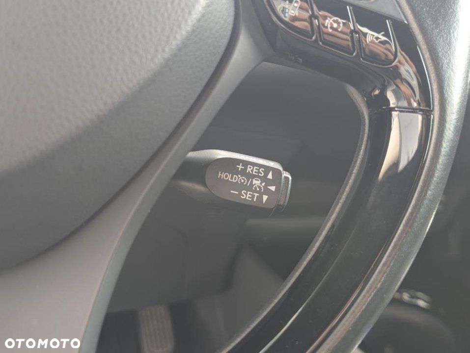 Toyota C-HR - 15