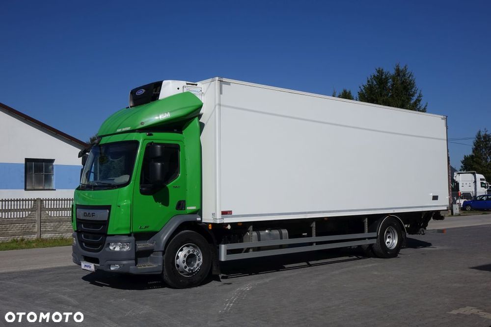 DAF LF 320 EURO 6/ CHŁODNIA PLASTOBLOK / CARRIER SUPRA 850Mt / AUTOMAT / DRZWI / WINDA ZAŁADUNKOWA