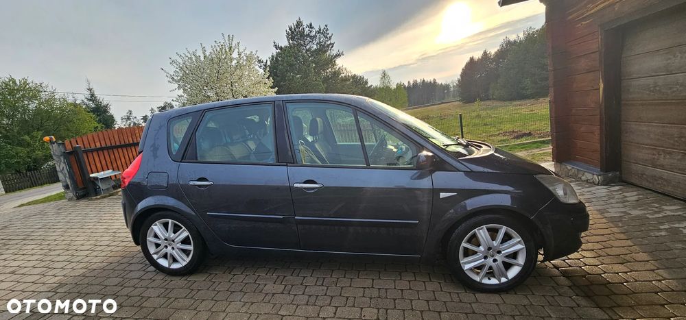 Renault Scenic 1.9 dCi Tech Run - 2