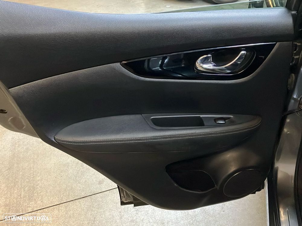 Nissan Qashqai 1.6 dCi Tekna Premium - 21