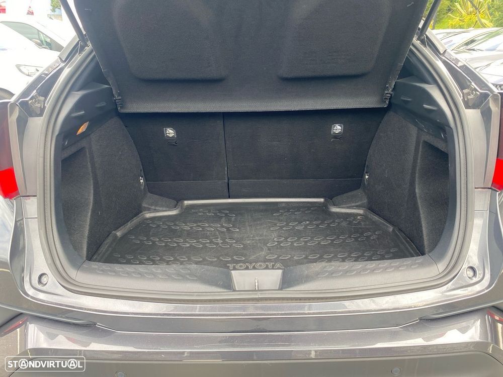 Toyota C-HR 1.8 HSD Exclusive+P.Luxury - 11
