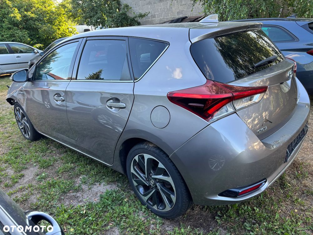 Toyota Auris - 6