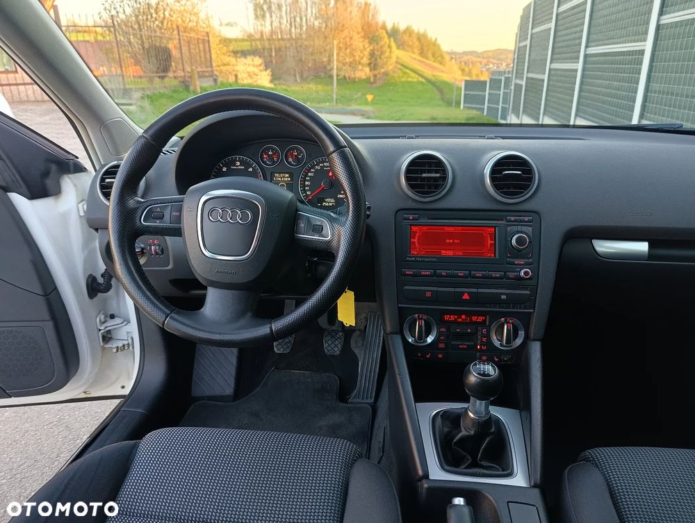 Audi A3 Sportback 2.0 TDI Attraction - 29