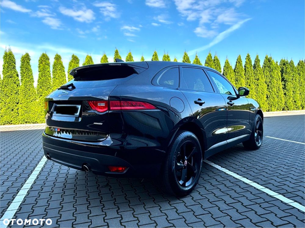 Jaguar F-Pace 25t AWD Prestige - 6