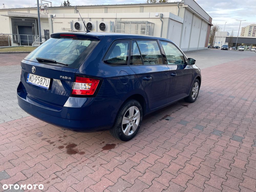 Skoda Fabia - 4