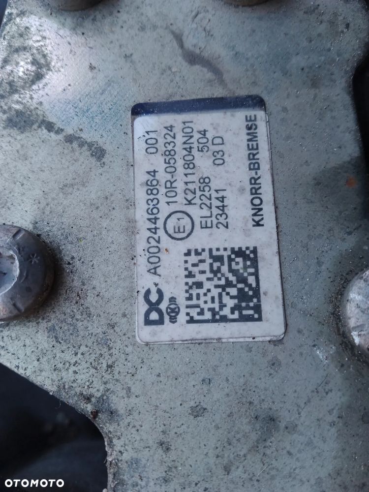 Osuszacz powietrza A0024462364 do ciągnika siodłowego Mercedes-Benz ACTROS MP4 - 5