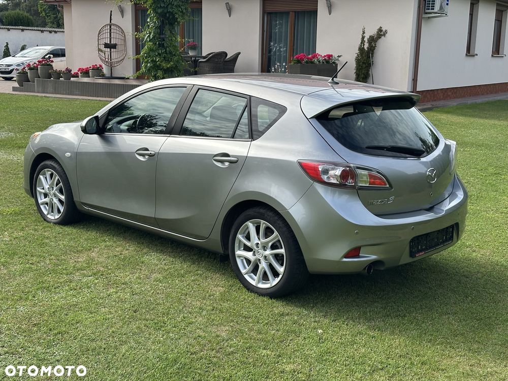 Mazda 3 - 9