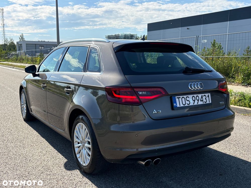 Audi A3 Sportback 2.0 TDI S tronic - 4