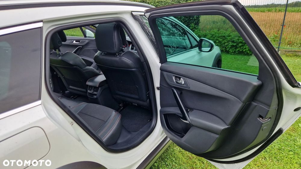 Peugeot 508 RXH BlueHDi 180 EAT6 Stop&Start - 26