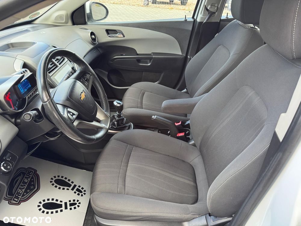 Chevrolet Aveo - 32