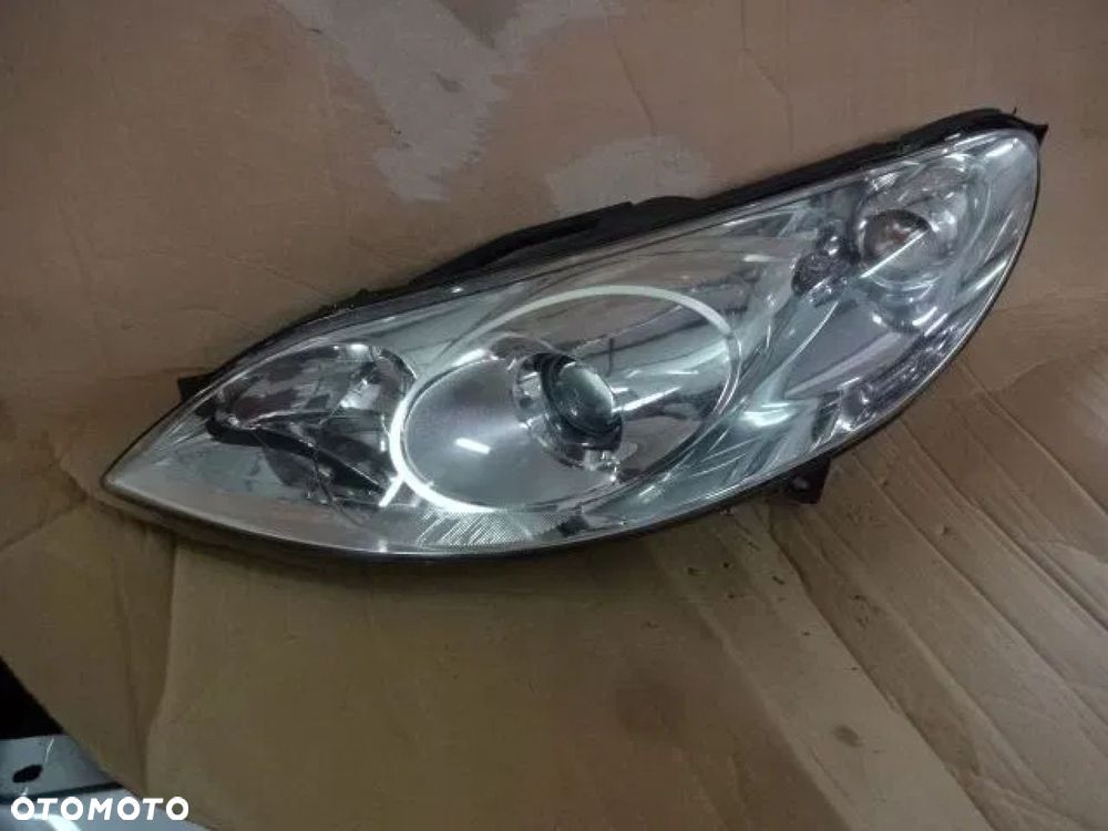 PEUGEOT 407 COUPE LAMPA PRZÓD LEWA XENON - 1