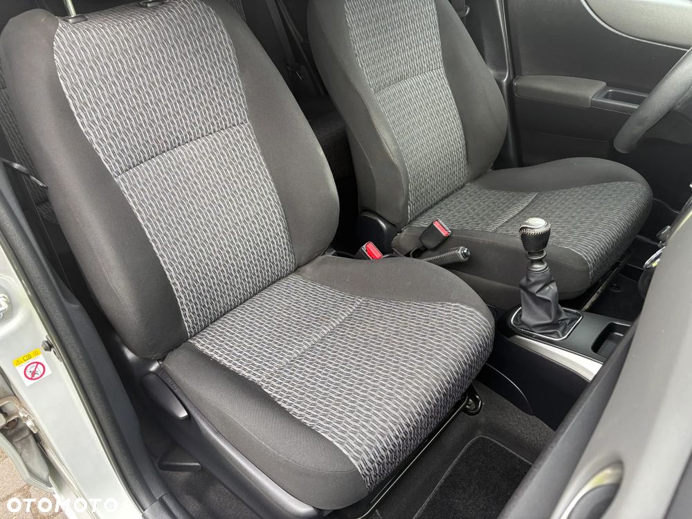 Toyota Yaris - 19
