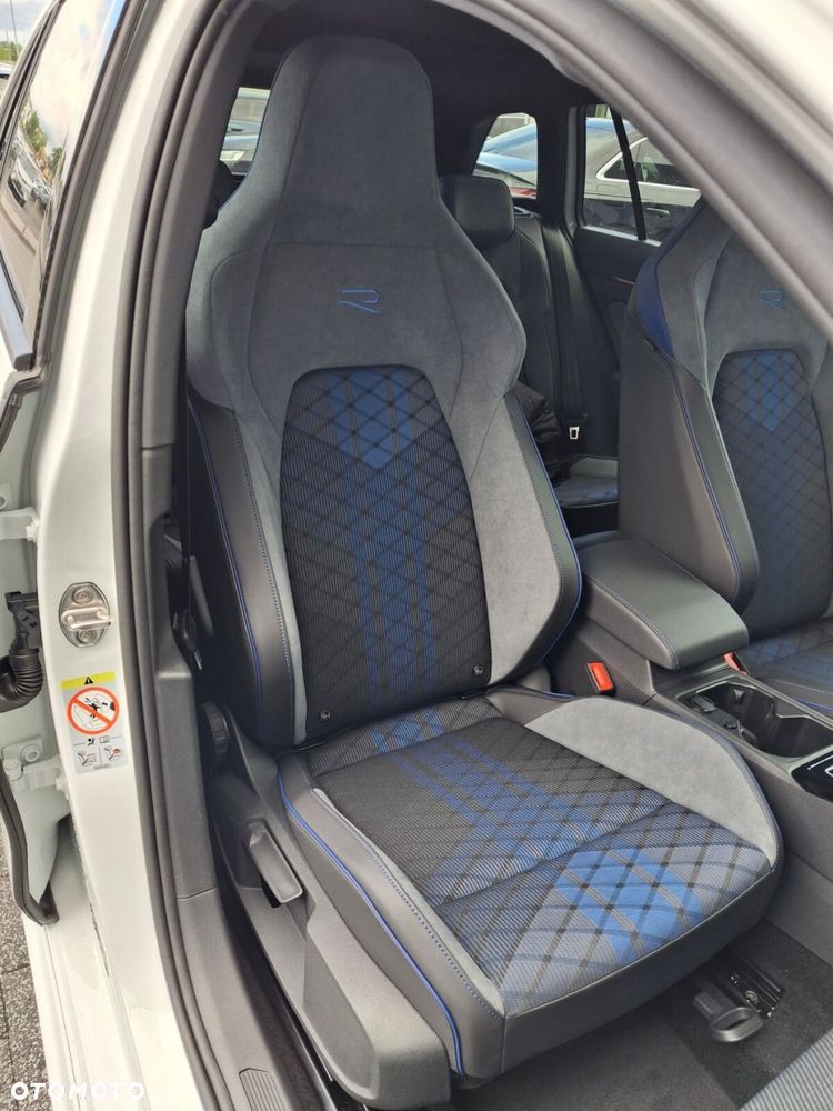 Volkswagen Golf Variant 2.0 TSI 4Motion R - 20