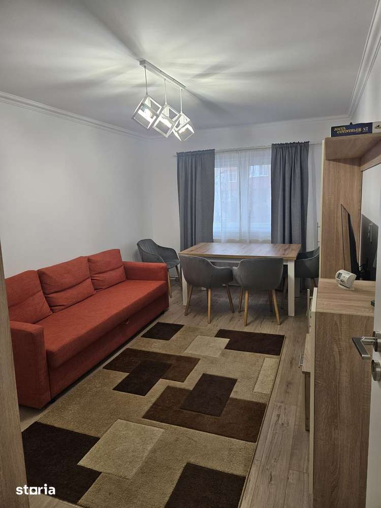 Apartament 2 camere cu balcon în Centrul Nou — fotografia 3