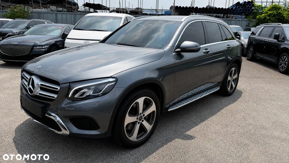 Mercedes-Benz GLC 300 4Matic 9G-TRONIC - 1
