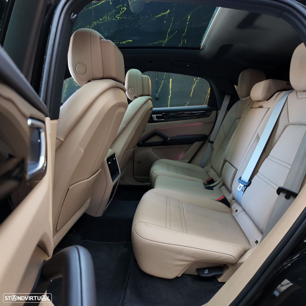 Porsche Cayenne E-Hybrid Platinum Edition - 9