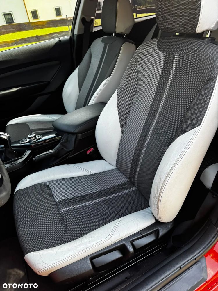 BMW Seria 1 114d Sport Line - 18