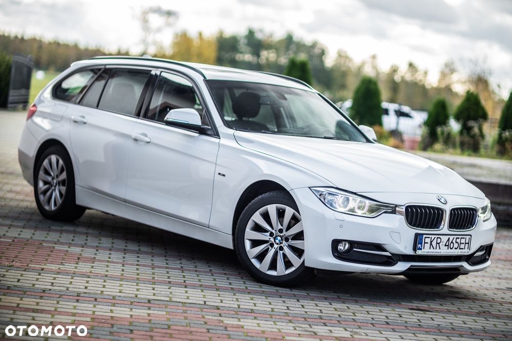 BMW Seria 3 318d Sport Line - 27