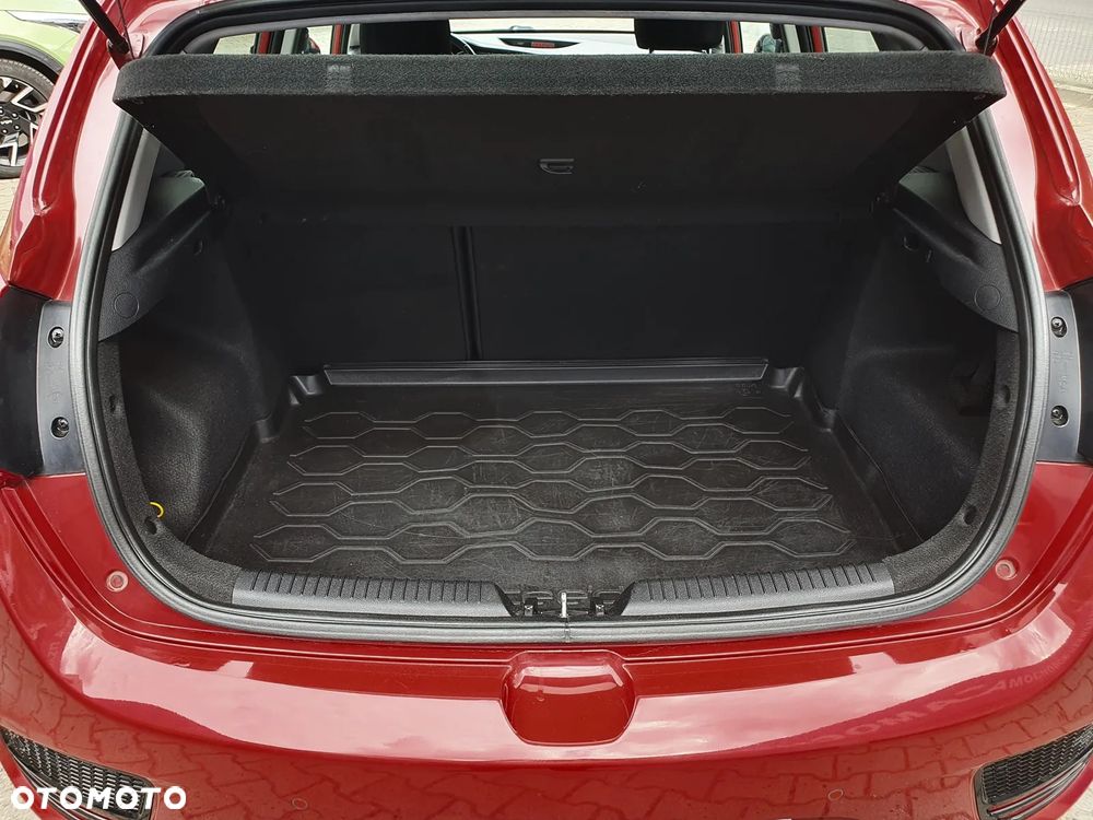 Kia Ceed 1.6 GDI L Business Line - 12