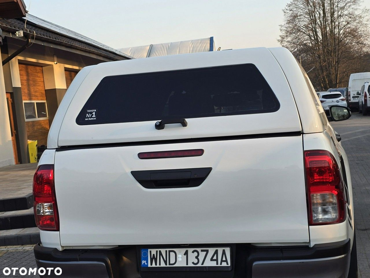 Toyota Hilux - 13