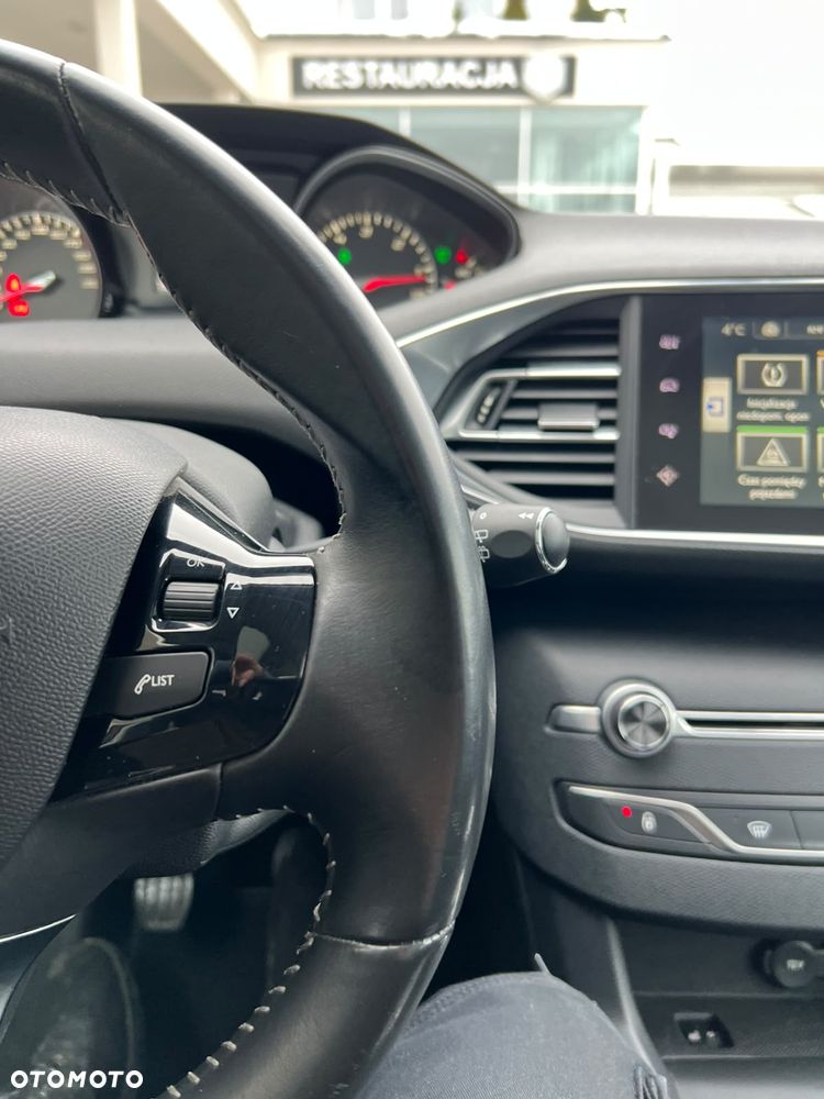 Peugeot 308 e-HDi 115 Stop & Start Allure - 14