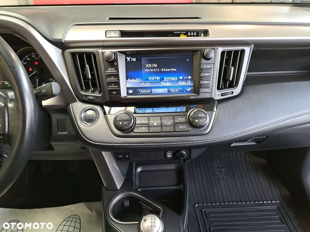 Toyota RAV4 2.0 Premium 4x4 - 17