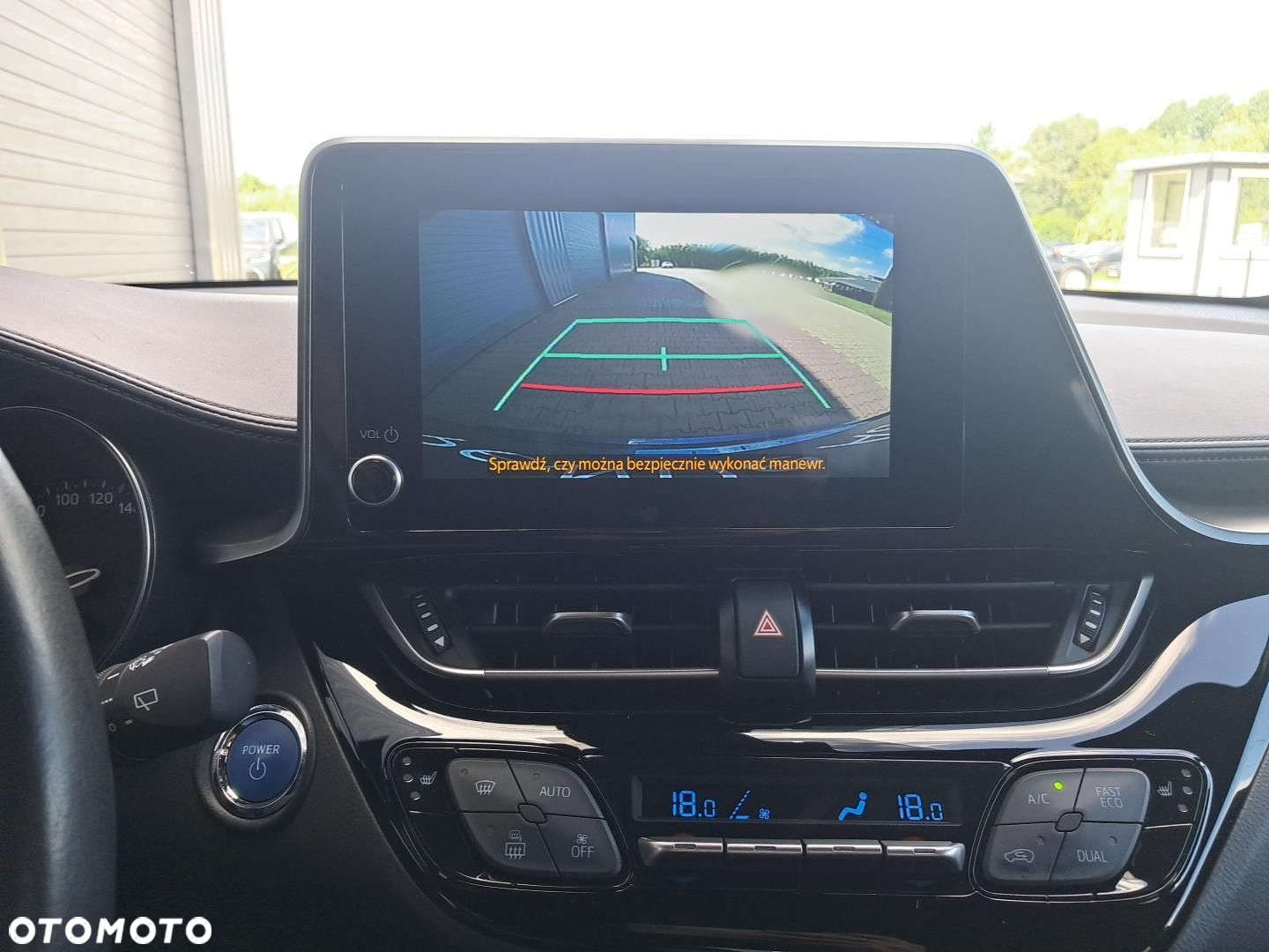 Toyota C-HR - 9