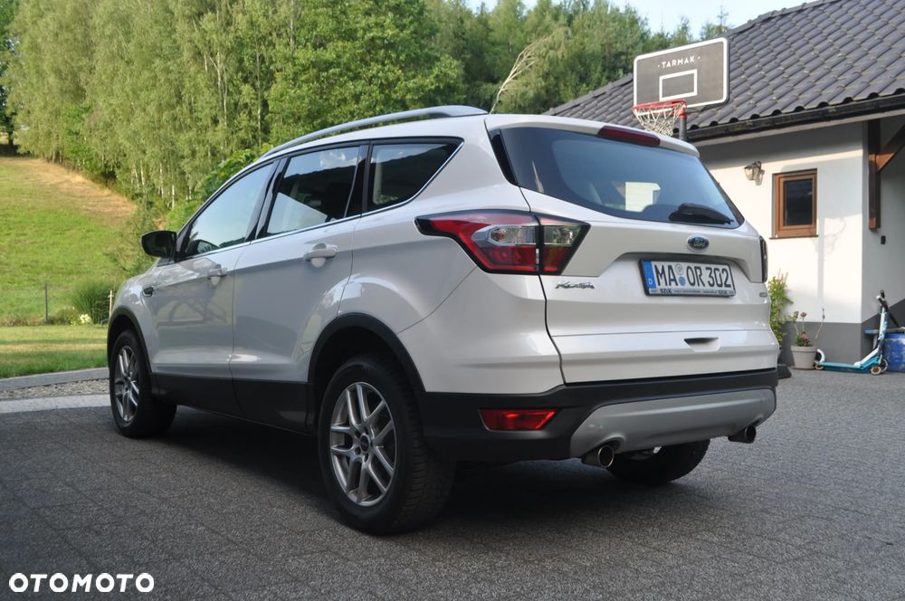 Ford Kuga 1.5 EcoBoost 2x4 Titanium - 15