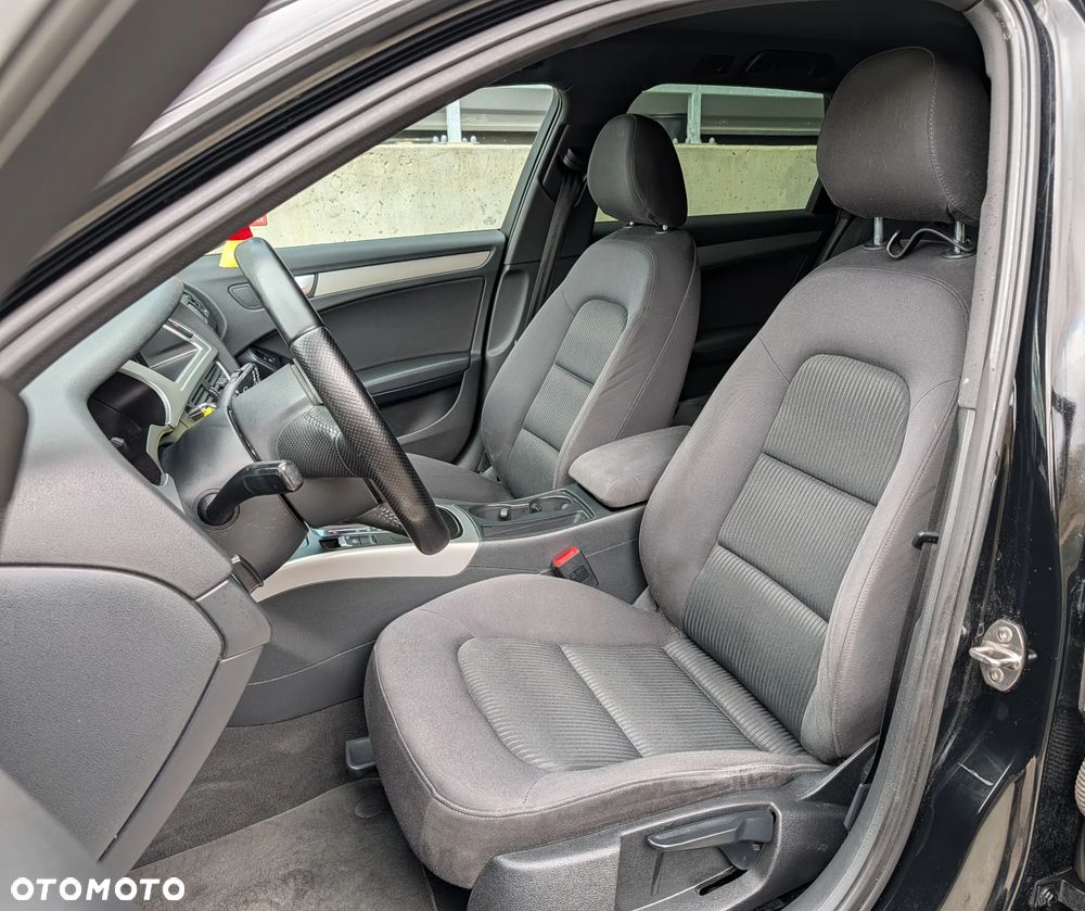 Audi A4 Avant 2.0 TDI DPF multitronic Attraction - 13