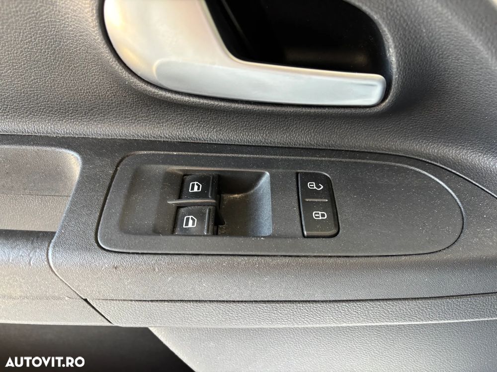 Volkswagen up! - 19