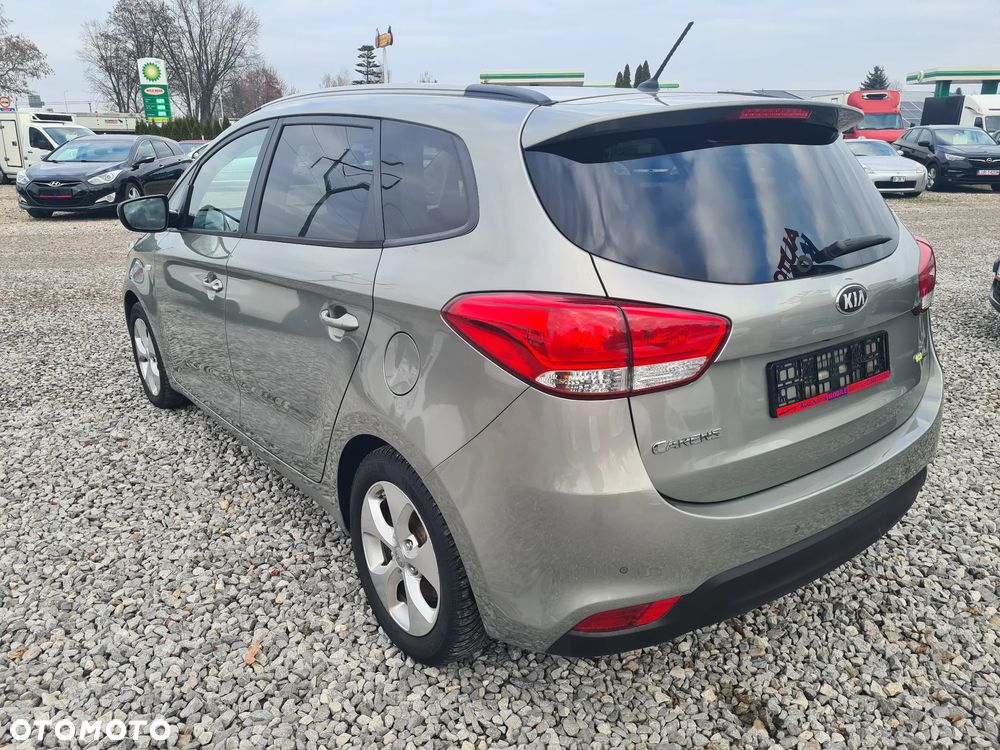 Kia Carens 1.7 CRDi 115 Dream-Team Edition - 5