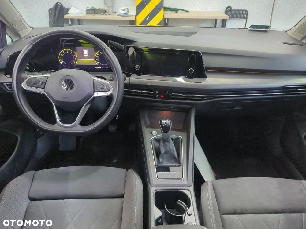 Volkswagen Golf Variant - 8