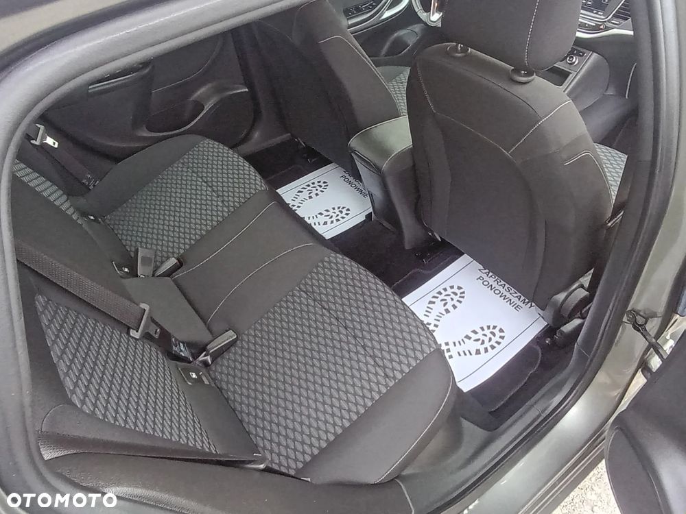 Opel Astra - 28
