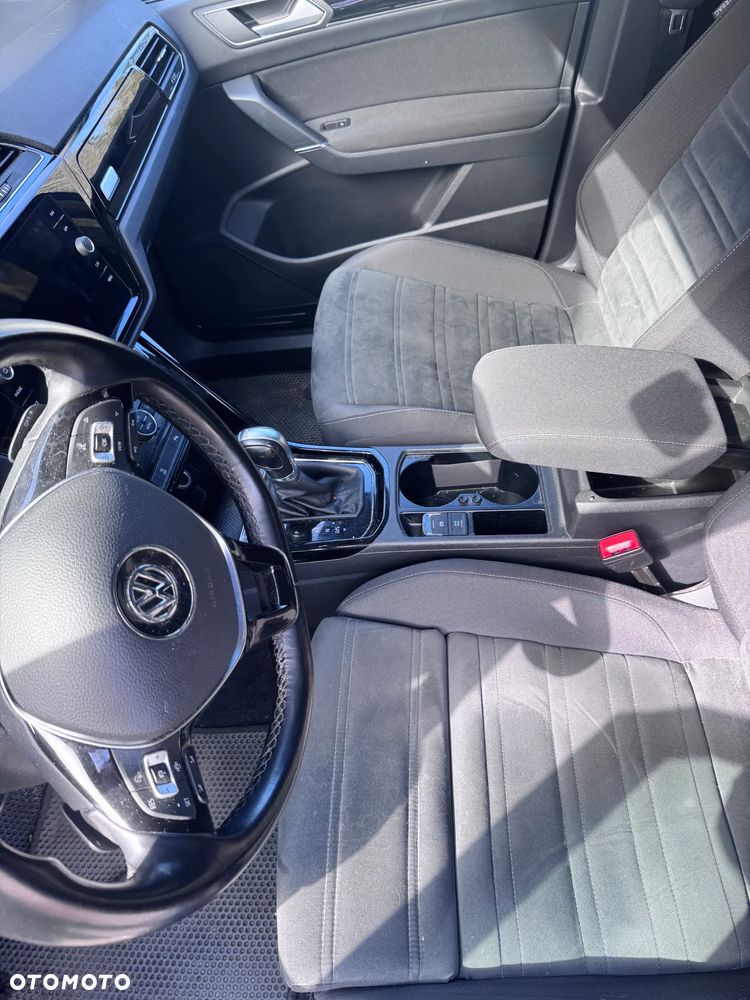 Volkswagen Touran 1.5 TSI EVO Highline DSG - 9